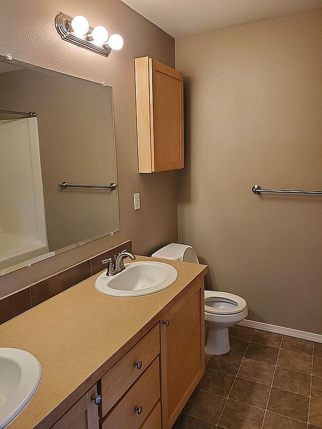 Additional photo 3 of property located at 2670 Brooks Ave Ne