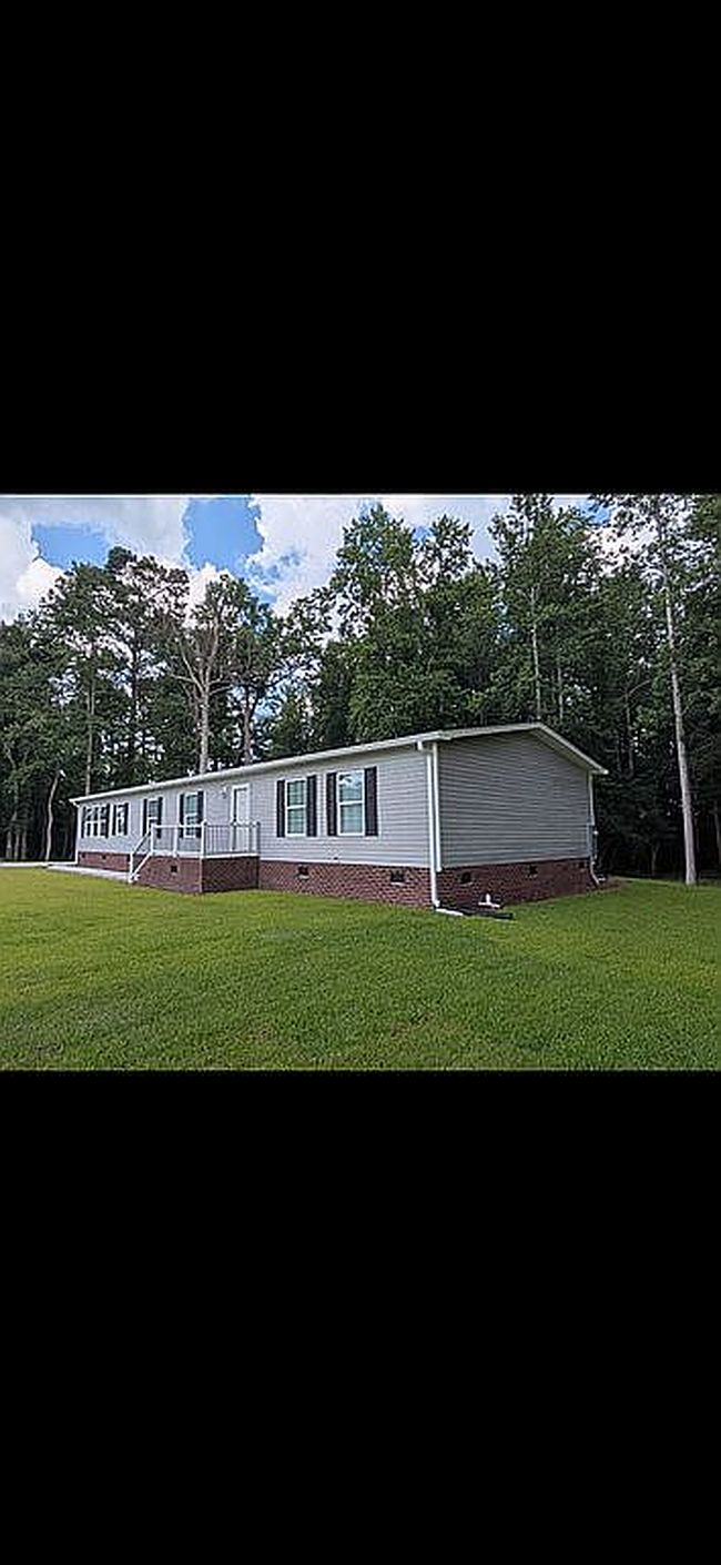 Photo of 2015 Bear Hole Rd, Vanceboro, NC