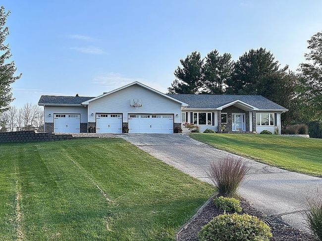 Image of 3815 Eagle Rd Ne