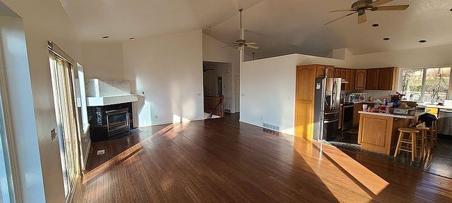 Additional photo 3 of property located at 4638 S Wallace Ln