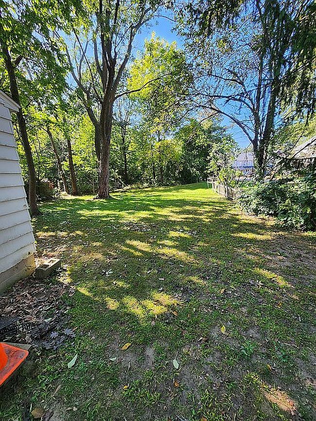 Image of 272 Ethan Allen Pkwy