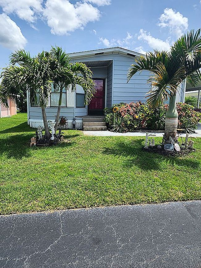 Photo of 4612 Se Cottonwood Ter, Stuart, FL