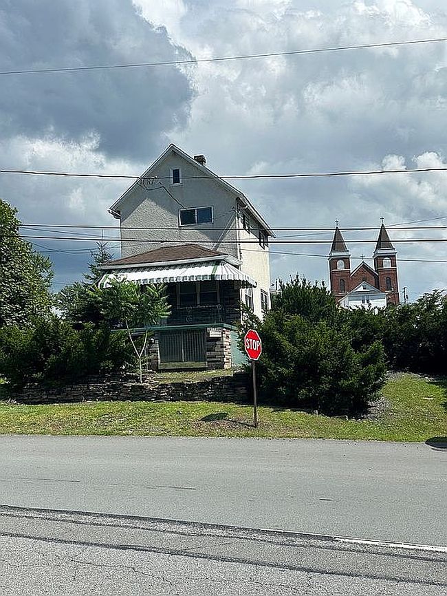 Photo of 3341 Pittston Ave, Moosic, PA