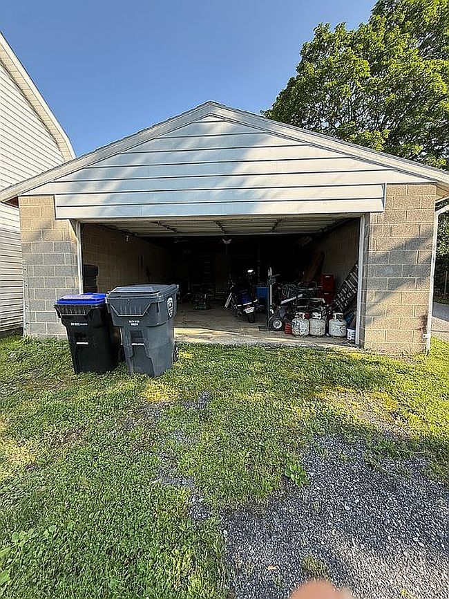 Photo of 2418 Penbrook Ave, Harrisburg, PA
