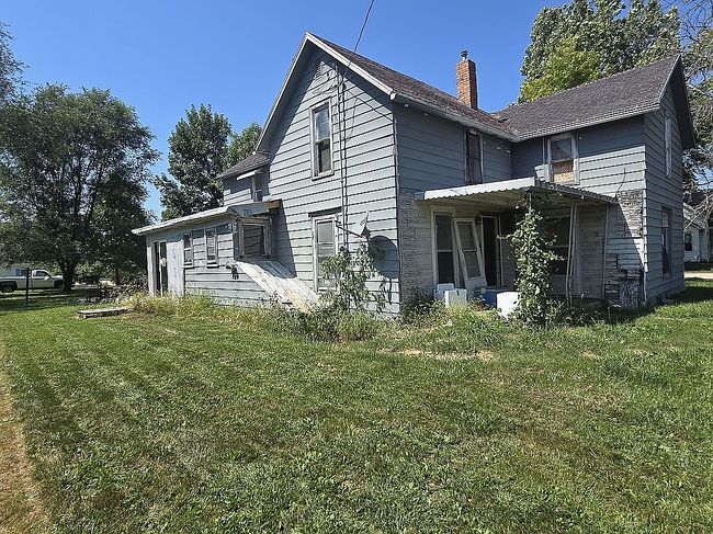 Photo of 109 N Roads St, Mount Union, IA