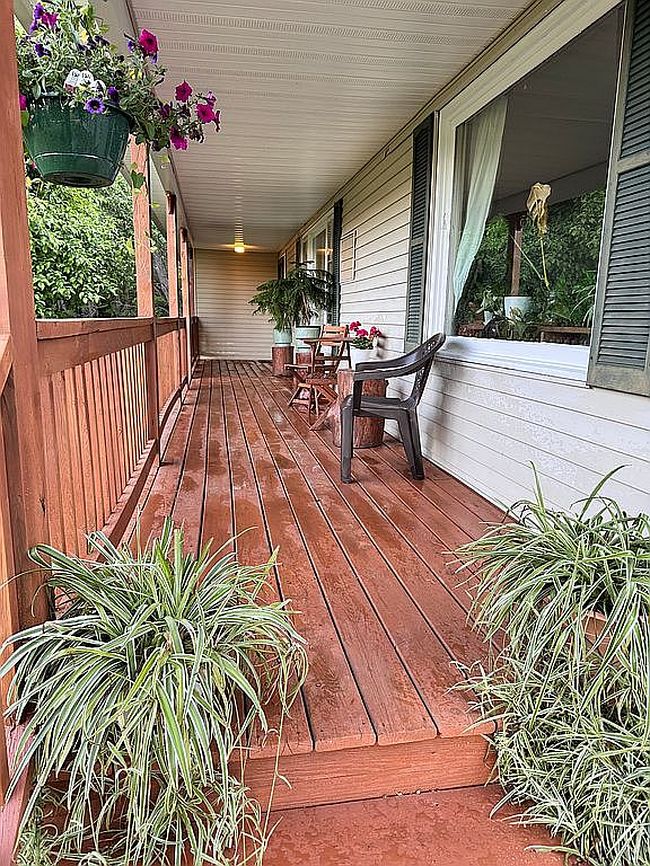 Photo of 760 Anderson Rd, Tawas City, MI