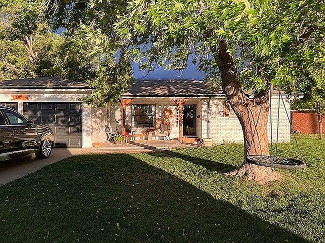 Photo of 1571 N Calhoun Ave, Liberal, KS