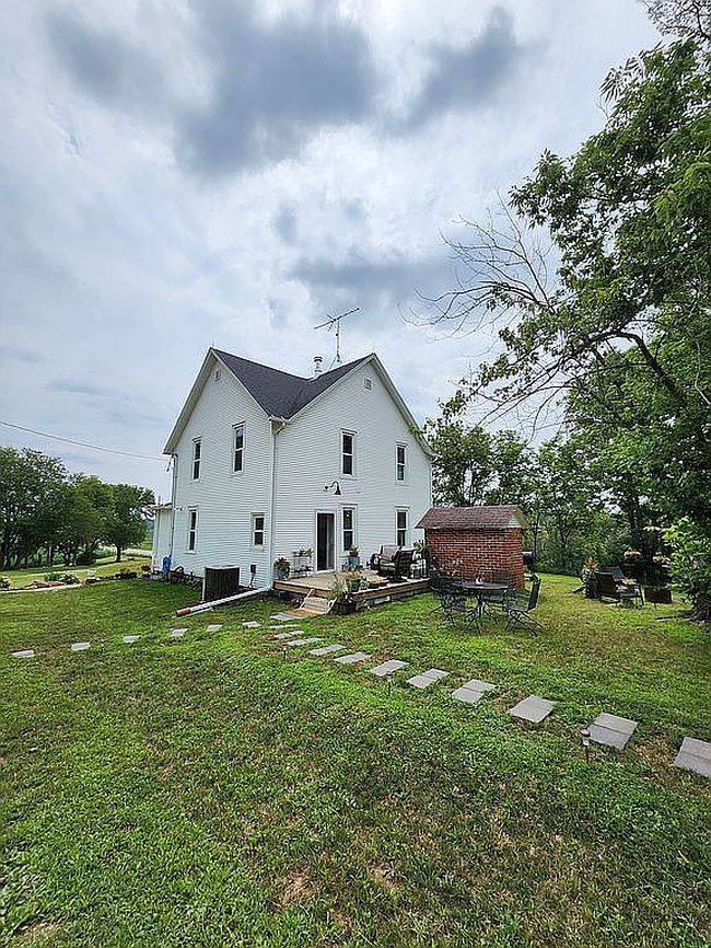 Photo of 1995 White Pole Rd, Casey, IA