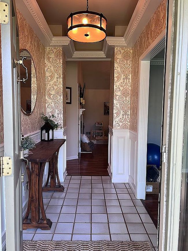 Image of 217 Edgewood Dr