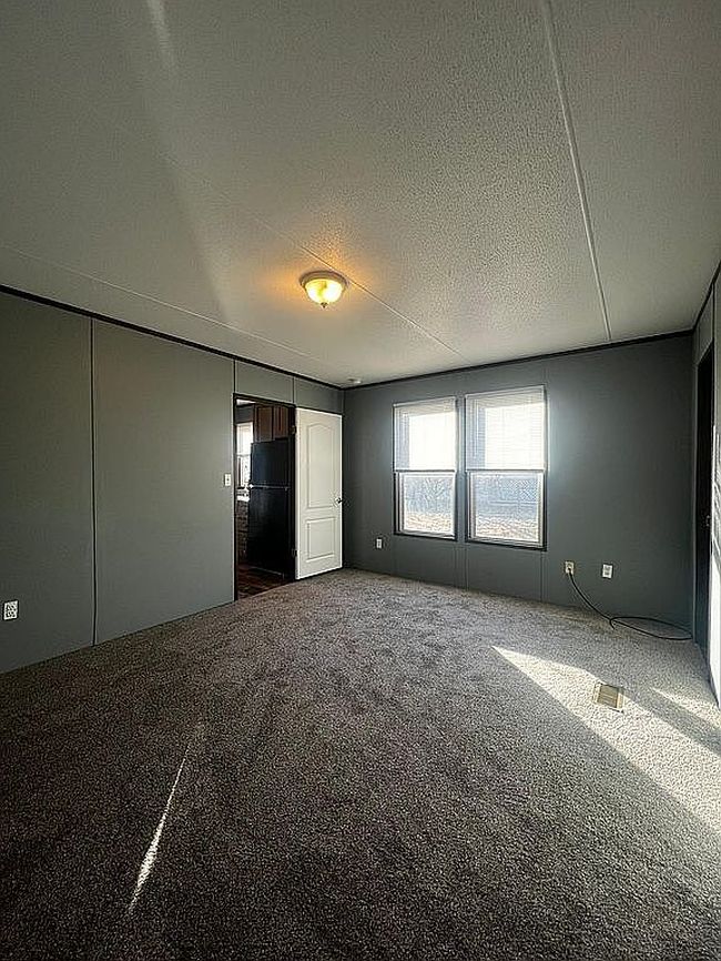 Image of 404 E Rhondda Ave