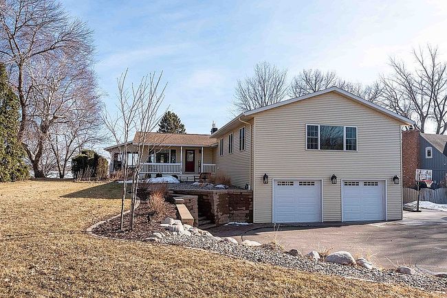 Image of 2509 Country Club Dr Ne