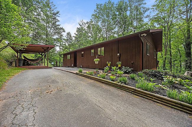 Photo of 506 Cripple Crk, Sylva, NC