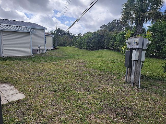 Image of 813 S Green Cir