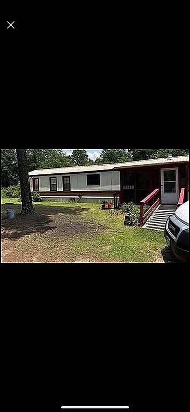 Photo of 365 Andrew Clark Rd
