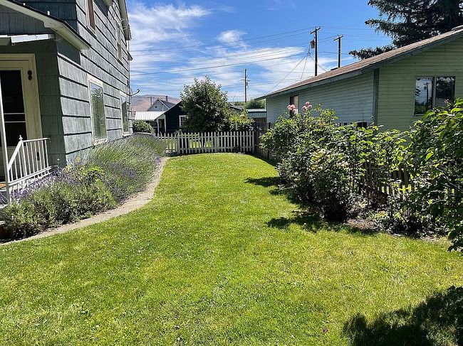 Photo of 305 N 9th St, Yakima, WA