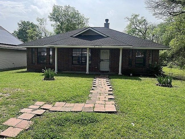Photo of 105 W 13th Ave, Corsicana, TX