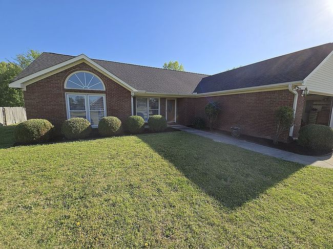 Photo of 892 Pinewood Dr Sw, Hartselle, AL