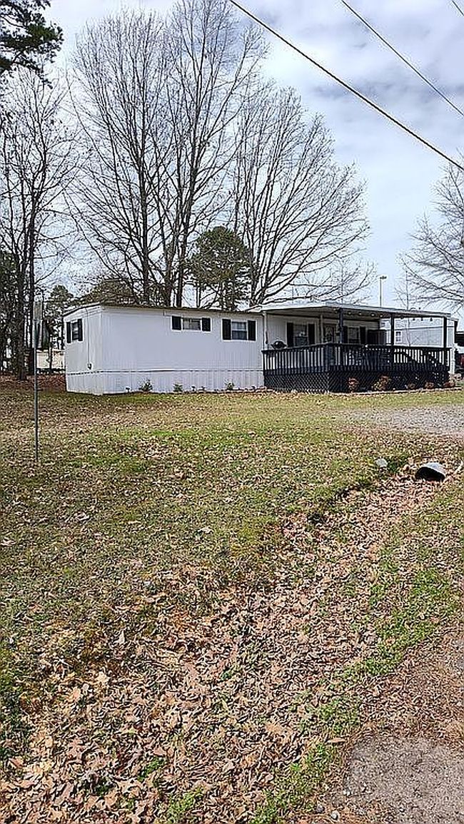 Additional photo 4 of property located at 228 Fishing Village Rd