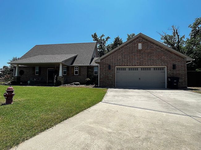 1969 Timber Dale Dr, Shawnee, OK