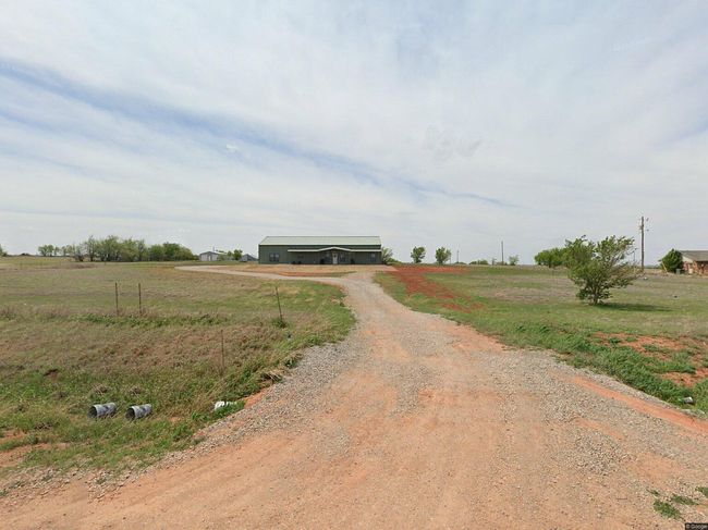 5213 Cemetery Rd Nw, Piedmont, OK