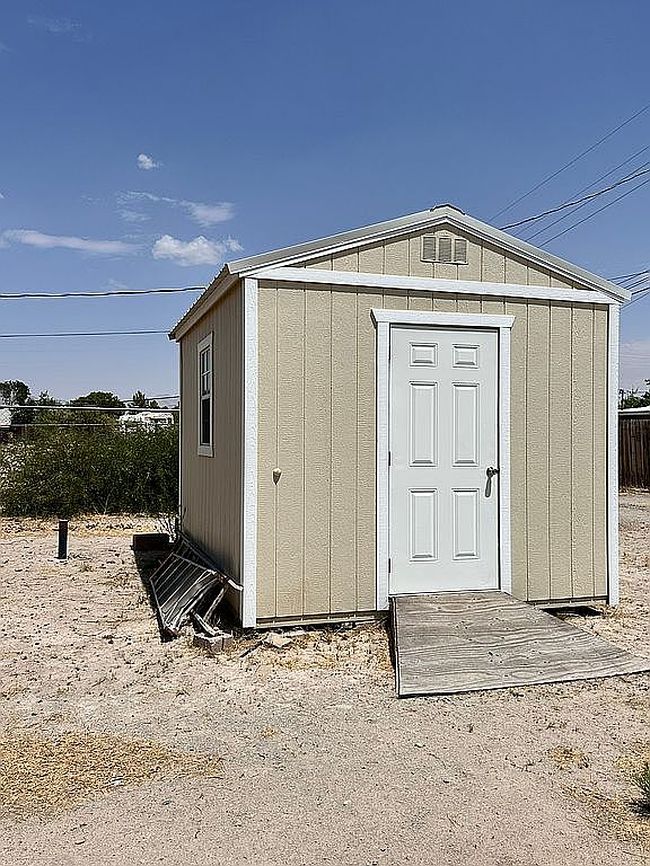 Photo of 104 S Casas Lindas Dr, Willcox, AZ