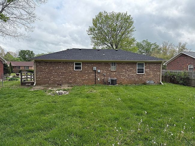 Image of 416 Garden Park Dr