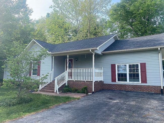 Image of 903 Shannon Dr