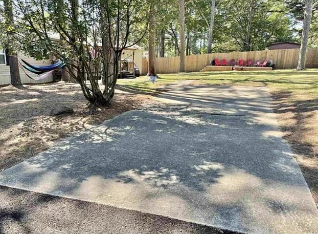 Image of 112 Chalet Cir