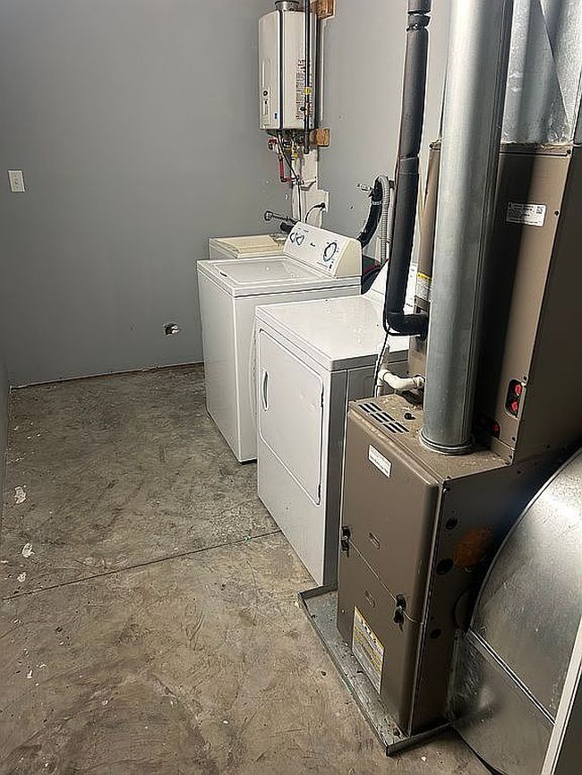 Image of 49 Crews Dr