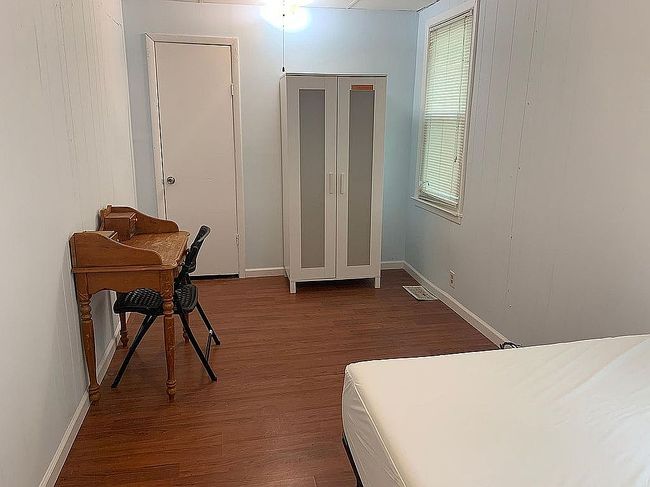 Image of 120 Murray St