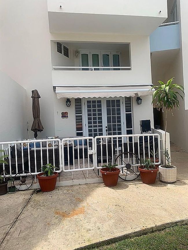 Photo of 125 Harbour Dr #8, Humacao, PR