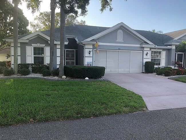 Image of 905 Oxford Park Dr