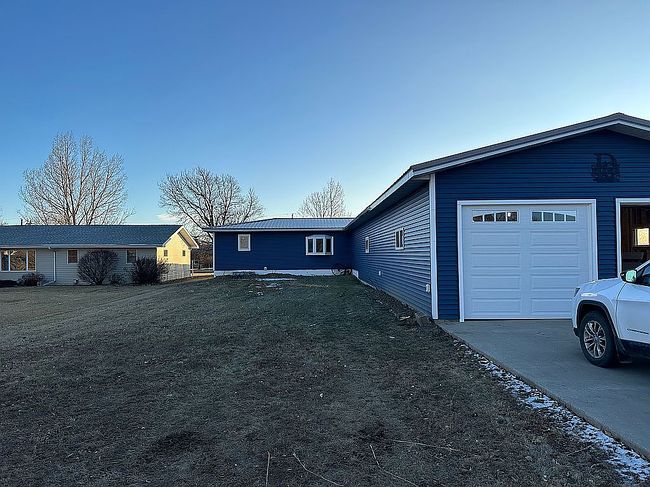 Photo of 311 S Broadway St, Gettysburg, SD