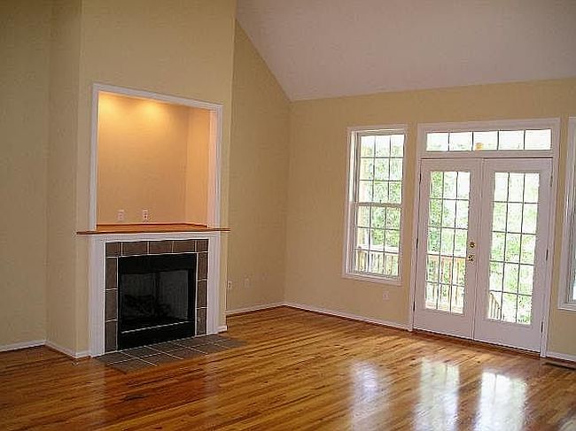 Photo of 102 Brookstone Way, Central, SC