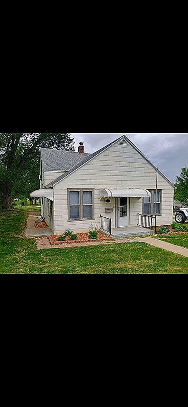 Image of 412 S 3rd St