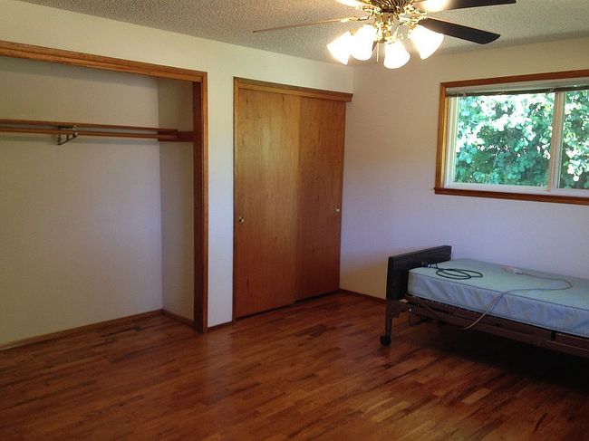 Photo of 1519 Puget St, Shelton, WA