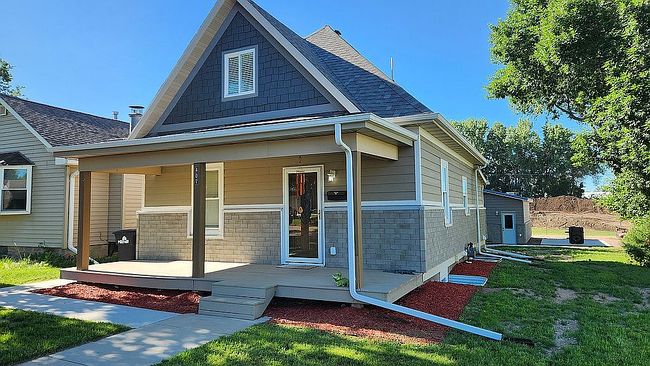 Photo of 407 E 9th Ave, Mitchell, SD