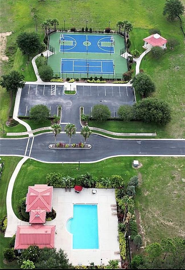 Photo of 144 Valencia Ridge Dr, Auburndale, FL