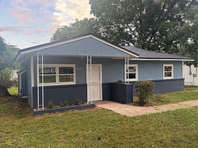 Additional photo 1 of property located at 2206 Evans Ave Nw