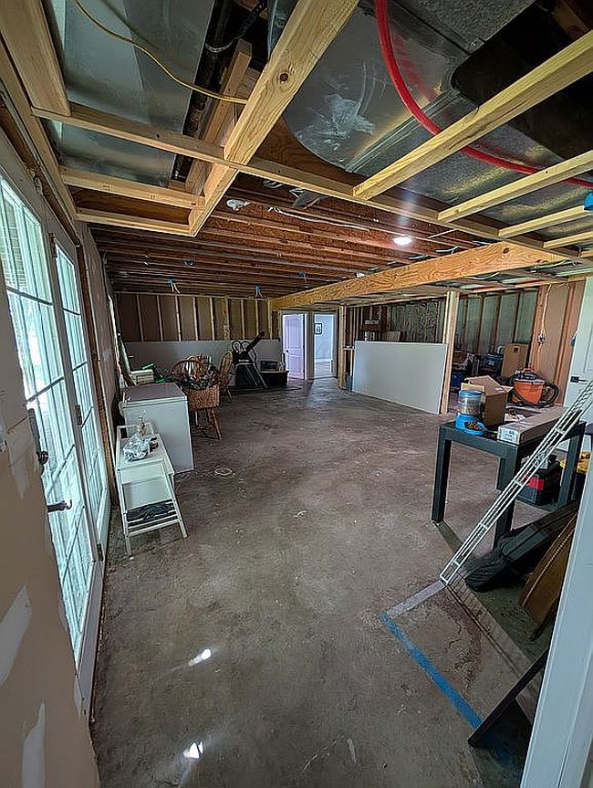 Image of 2037 Treasure Dr