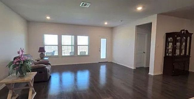 Image of 1415 Bridle Dr