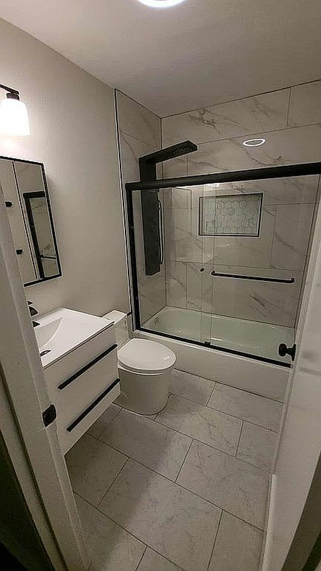 Additional photo 3 of property located at 1148 Hollywood Ave