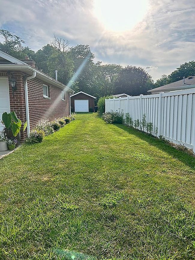 Photo of 704 Columbus Rd, Streator, IL