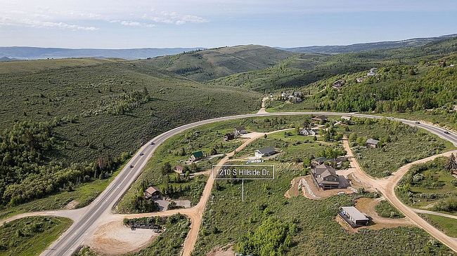 Photo of 1210 S Hillside Dr, Garden City, UT