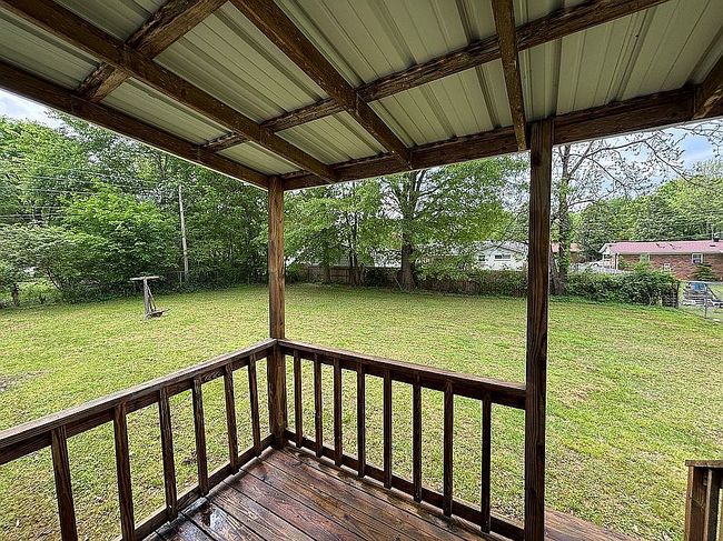 Image of 595 Maywood Ave