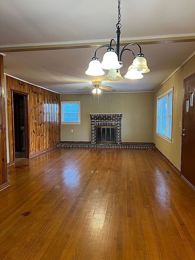 Photo of 1107 11th St Ne, Jasper, AL