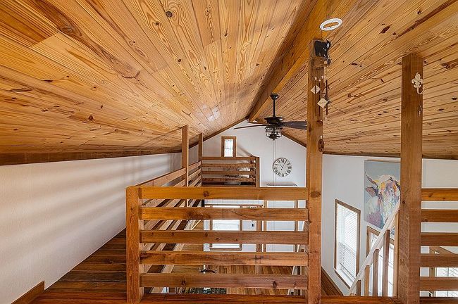 Additional photo 3 of property located at 2135 Broad Oak Dr