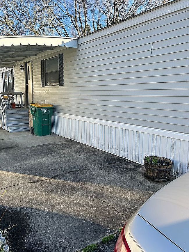 Photo of 819 Leswood Ct, Dundalk, MD