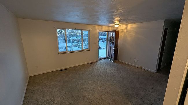 Additional photo 4 of property located at 2 Lincoln Pl