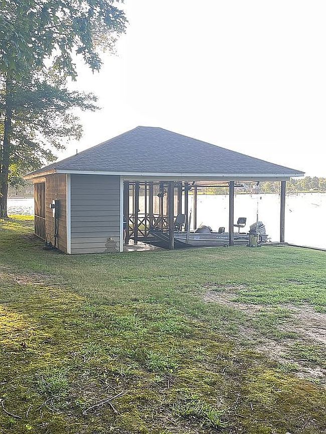 Photo of 190 Sanctuary Cir #6, Canton, MS